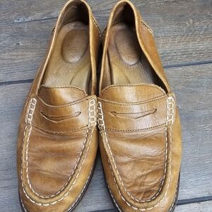 Sperry size 7.5 womans slip on shoes  leather
